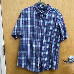 MEN’S SHORT SLEEVE BUTTON DOWN SHIRT SIZE L (42x44)